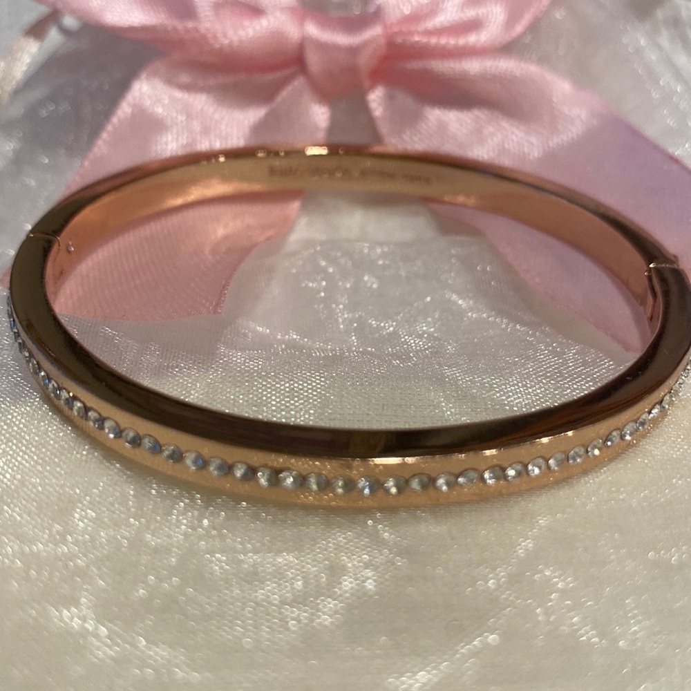 💖KATE SPADE BRACELET UP TO A 7” 💖